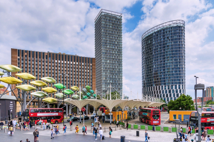 Stratford taxi by british car transfer