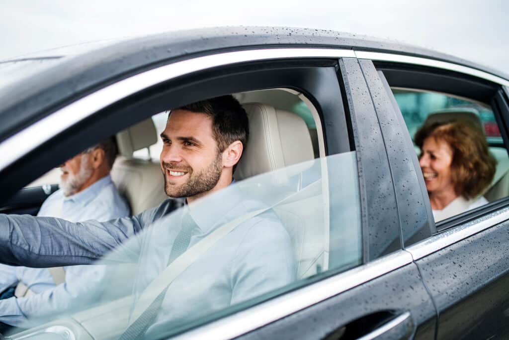 Heathrow to Mile End airport transfer with british car transfer