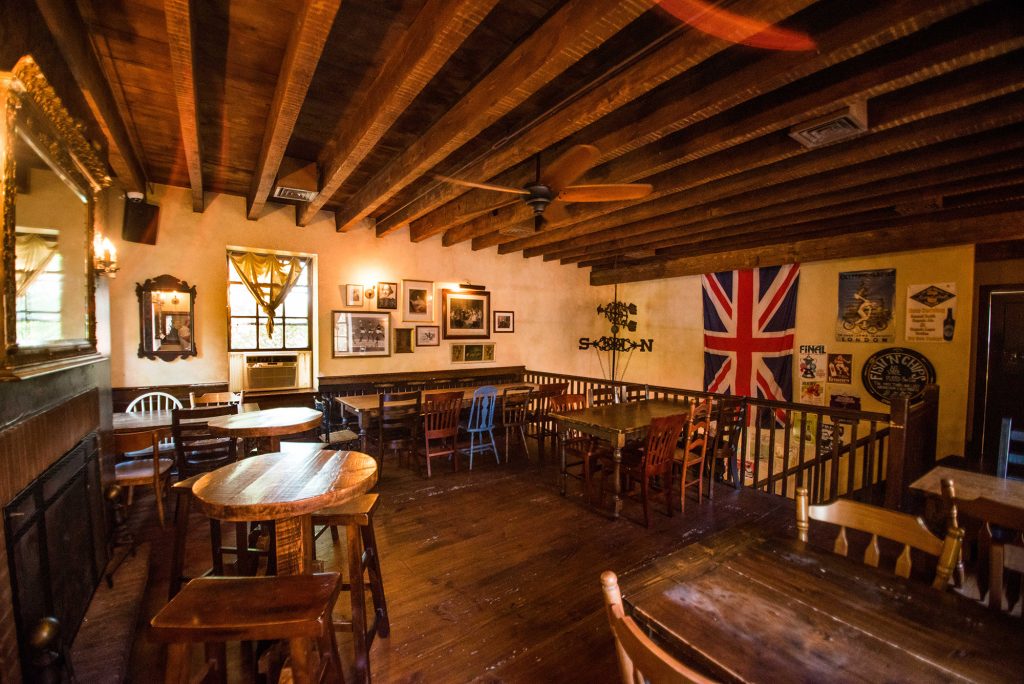 Traditional Pubs and Dining