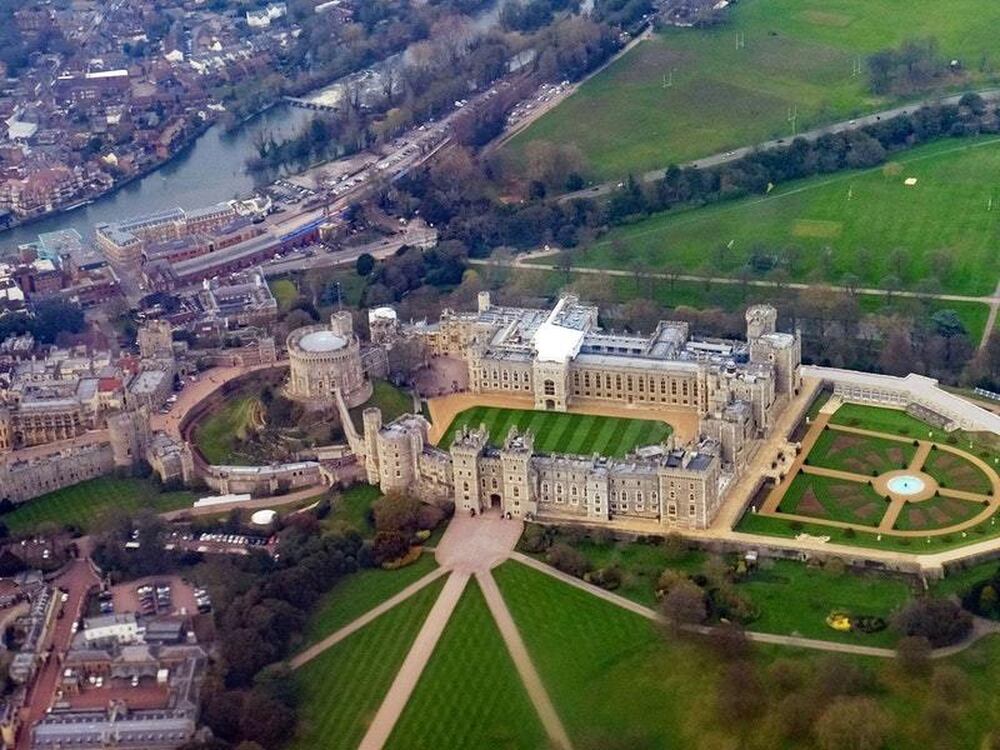 Areas surrounding Windsor Castle: