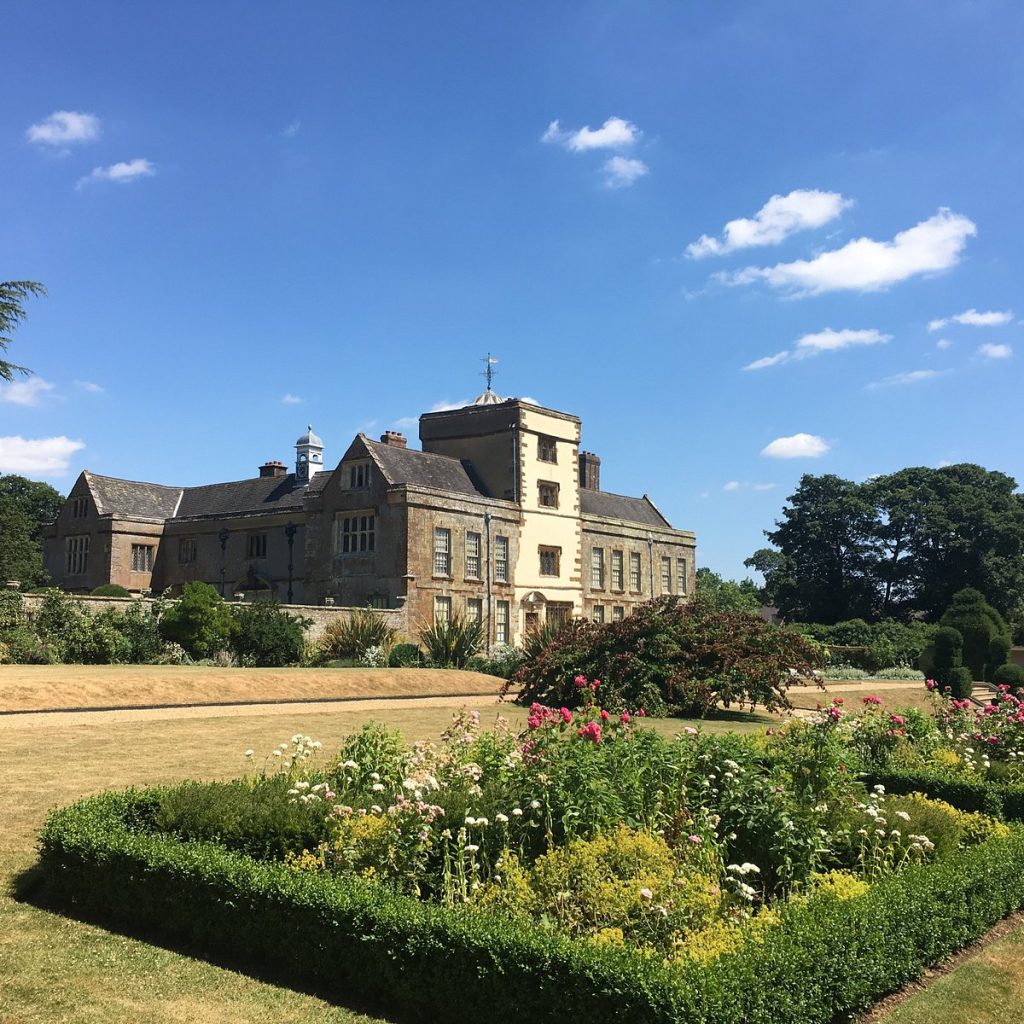 Canons House and Gardens